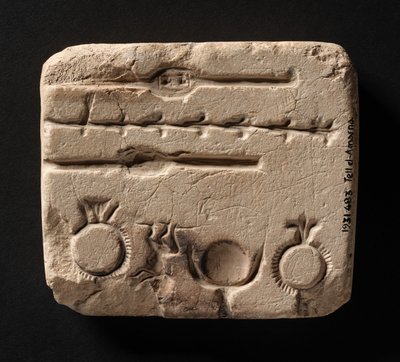 Kalkstensform til støbning af metalsmykker, Det Nye Rige af Egyptian 18th Dynasty