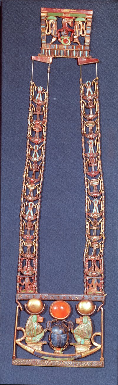 Halskæde af den Rising Sun, fra Tutankhamons grav (ca. 1370-52 f.Kr.) New Kingdom (guld indlagt med halvædelsten) af Egyptian 18th Dynasty