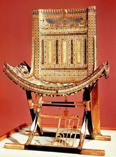 Faraonernes kirkelige trone, fra Tutankhamons grav (ca. 1370-52 f.Kr.) Nyt Rige (indlagt træ) (se også 59232) af Egyptian 18th Dynasty