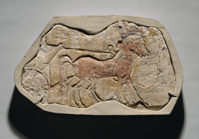 Et spænd på to heste, der trækker en vogn, fra Tell el-Amarna, New Kingdom, ca. 1353-1336 f.Kr. (malet gipspuds) af Egyptian 19th Dynasty