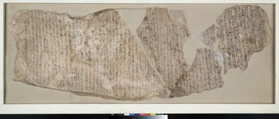 Ostracon, indskrevet i hieratisk i sort og rød med en stor del af historien om Sinuhe (kalksten) af Egyptian 19th Dynasty