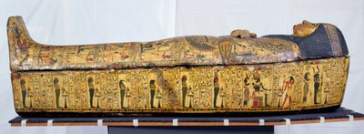 Kiste og omslag til mumien af Nesyamun, muligvis fundet i Deir El-Bahri, New Kingdom, ca. 1100 f.Kr. (malet træ) af Egyptian 20th Dynasty