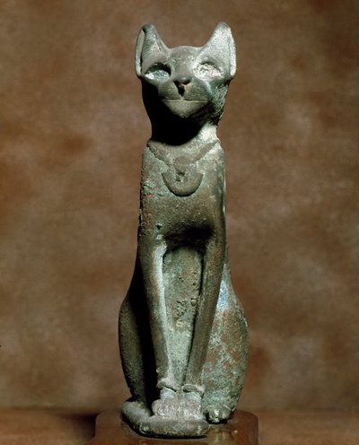 Egyptisk antikvitet: gudindekatten Bastet. Bronze skulptur. Torino, egyptisk museum - egyptiske antikviteter: gudinden Bastet kat. Bronze skulptur. Egyptisk museum, Torino, Italien af Egyptian Egyptian