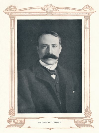 Sir Edward Elgar, 1895. af Elliott and Fry