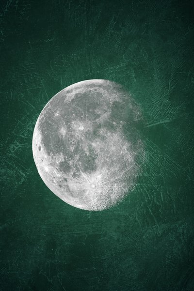 Moody Green Moon af Ema Paraschiv