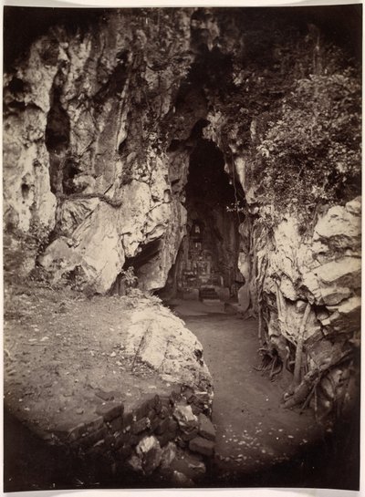 Hoa Nghiem Cave, August Transformationens grotte, ca. 1875. af Emile Gsell