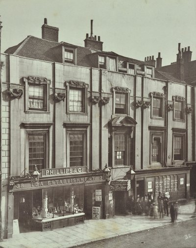 36-38 Aldersgate Street: Shaftesbury House, London, 1879 af English Photographer