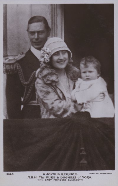 Et glædeligt gensyn, TRH Hertugen og hertuginden af York med baby prinsesse Elizabeth (s/h foto) af English Photographer