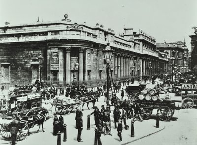 Bank of England, Threadneedle Street, City of London, 1890 af English Photographer