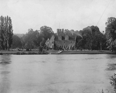 Bisham Abbey (s/h foto) af English Photographer
