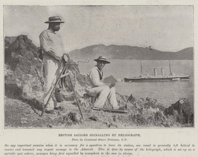 Britiske sømænd signalerer med heliograf af English Photographer