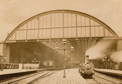 Charing Cross Station, London; fotografi, 1874 af English Photographer