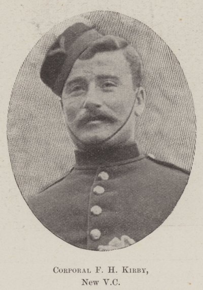 Korporal F H Kirby, New VC af English Photographer