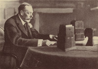 George V udsender sit julebudskab til det britiske Commonwealth og imperium af English Photographer