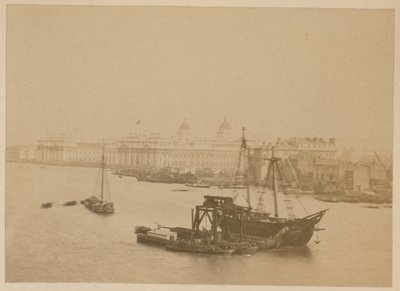 Greenwich Hospital, fra Themsen af English Photographer