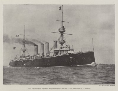 HMS Powerful vendte tilbage til Portsmouth med Naval Defenders of Ladysmith af English Photographer