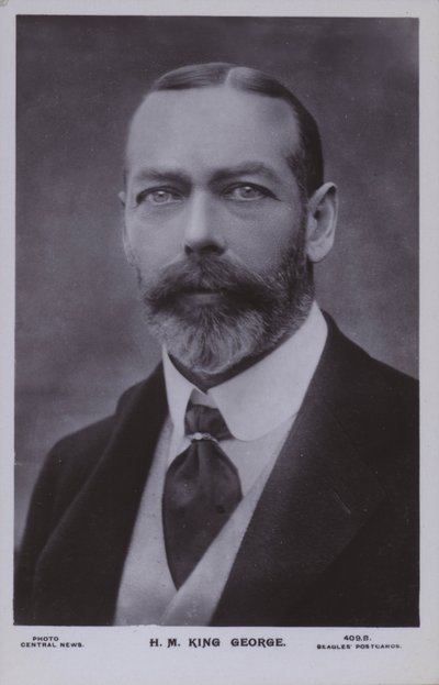HM King George (s/h foto) af English Photographer
