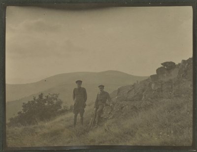 Harold Roper Robinson og William Lawrence Bragg, Vosges, efterår 1915 af English Photographer