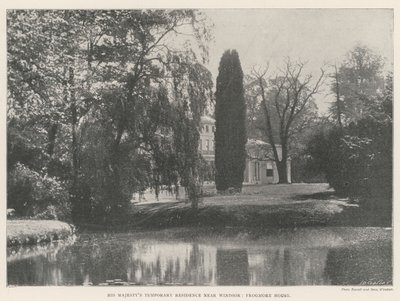 Hans Majestæts midlertidige opholdssted nær Windsor, Frogmore House af English Photographer