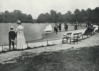 Kensington Gardens, the Round Pond (s/h foto) af English Photographer