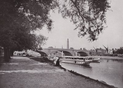 King Edward VII Bridge, Kew af English Photographer