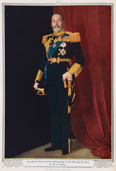 Kong George V i 1935 af English Photographer