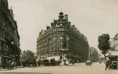 Knightsbridge og Brompton Road, SV, London af English Photographer