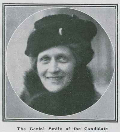 Lady Nancy Astor: Kandidatens geniale smil af English Photographer