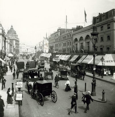 Liberty and Co, Regent Street, London af English Photographer