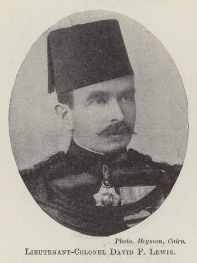 Oberstløjtnant David F Lewis af English Photographer