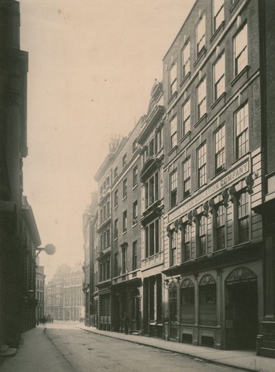 Lombard Street, London; fotografi; dateret juni 1885 af English Photographer