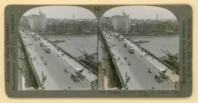London Bridge, London af English Photographer