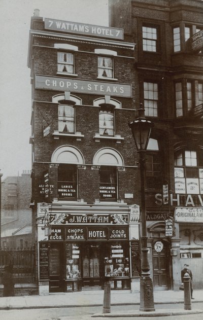 London Chops and Steaks Shop, Wattams Hotel af English Photographer