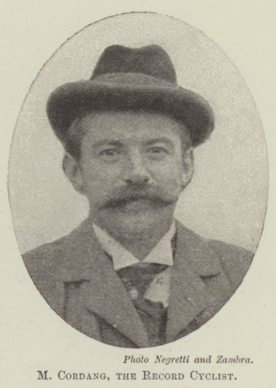 M Cordang, rekordcyklisten af English Photographer