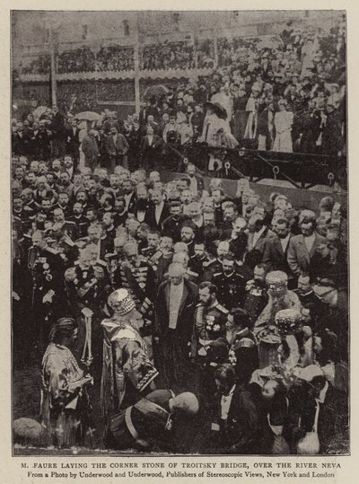 M Faure, der lægger hjørnestenen til Troitsky-broen, over floden Neva af English Photographer