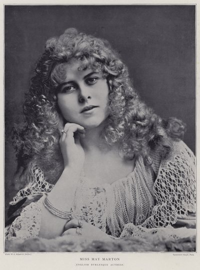 May Marton, engelsk burlesk skuespillerinde af English Photographer