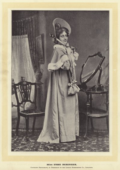Frøken Esme Beringer af English Photographer