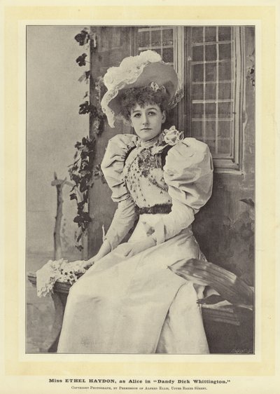 Miss Ethel Haydon, som Alice i Dandy Dick Whittington af English Photographer