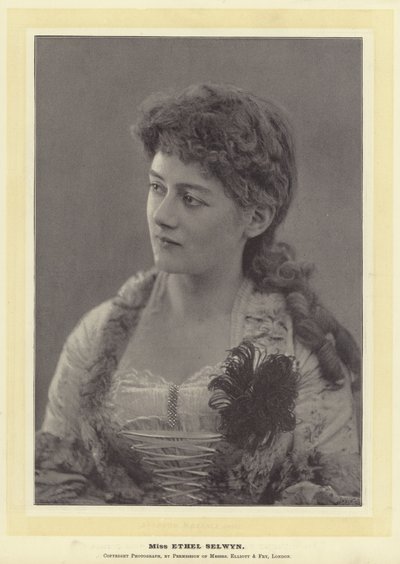 Frøken Ethel Selwyn af English Photographer