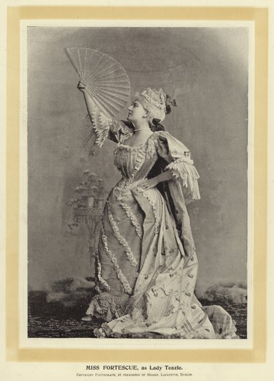 Miss Fortescue, som Lady Teazle af English Photographer