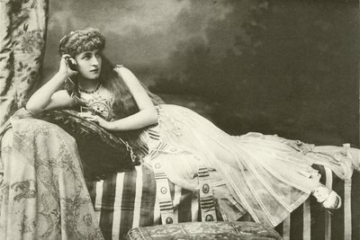 Miss Langtry som Cleopatra (dybtryk) af English Photographer