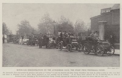 Motor-Car Demonstrationer af Automobile Club, Start fra Whitehall Court af English Photographer