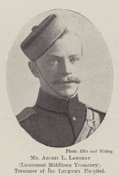 Archie L Langman, løjtnant Middlesex Yeomanry, kasserer på Langman Hospital af English Photographer