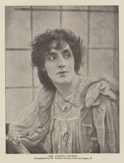 Fru Patrick Campbell af English Photographer