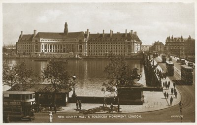 New County Hall og Boadicea Monument af English Photographer