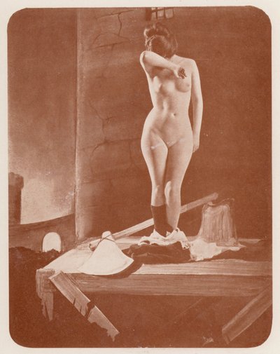 Nudistisk kunst: Sabotage (s/h-foto) af English Photographer