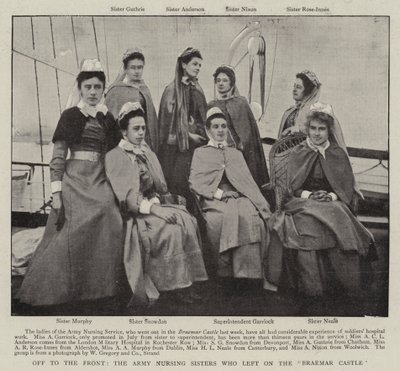 Ud til fronten, hærens sygeplejesøstre, der tog afsted på Braemar-slottet af English Photographer
