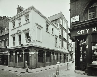 Old Coffee House, 49 Beak Street, 1976 af English Photographer
