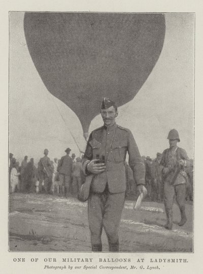 En af vores militærballoner på Ladysmith af English Photographer