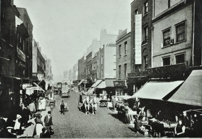 Pitfield Street: ser mod nord, 1895 af English Photographer